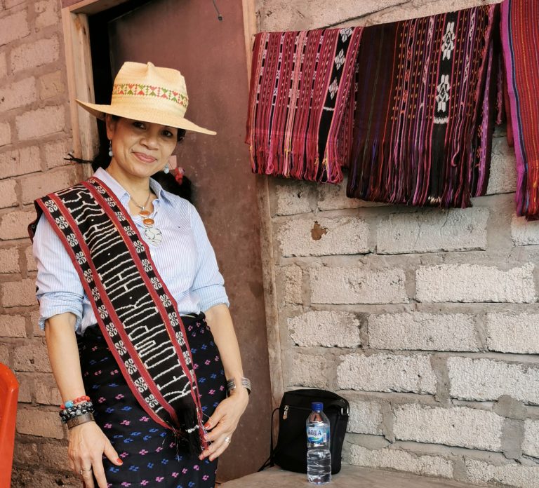 Exploring Solor’s Textiles and Culture 2020 – At Bubua Tagamu Village, South Coast of Solor